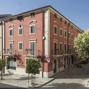 Montreal Hotel Ragusa
