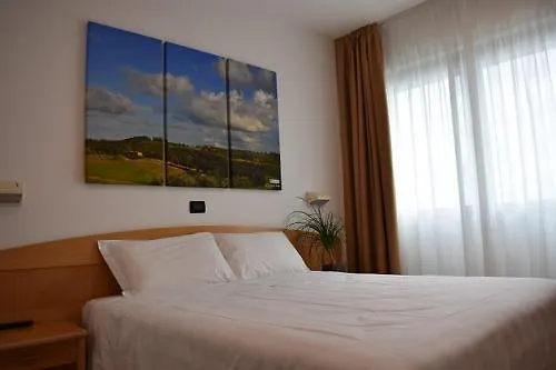 Hotel Portavaldera Peccioli Italy