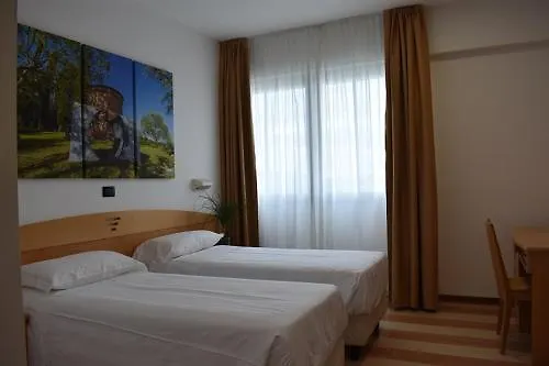 Hotel Portavaldera Peccioli 3*,  Italy