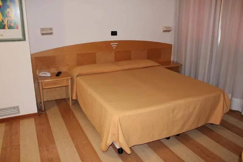 Hotel Portavaldera Peccioli 3*,